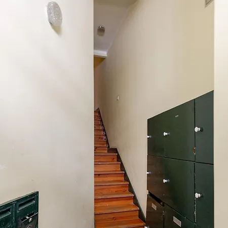 3-bed Flat Retreat By Sao Jorge Castle Apartment *