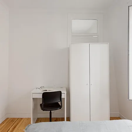 3-bed Flat Retreat By Sao Jorge Castle
