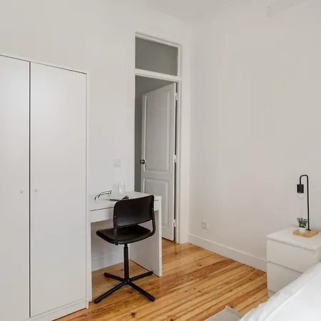 3-bed Flat Retreat By Sao Jorge Castle *