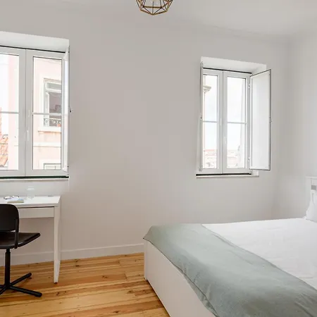 3-bed Flat Retreat By Sao Jorge Castle Apartmán Lisboa